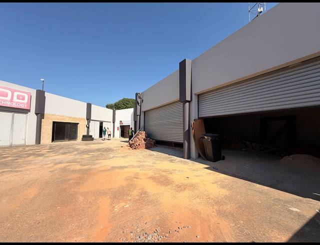 85M² RETAIL TO LET IN BARDENE